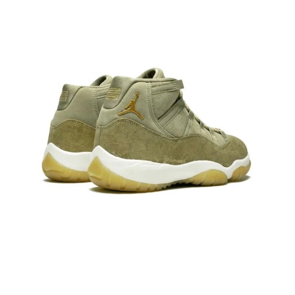 Air jordan 11 retro neutral olive size 7 US / 4.5 UK / 38 EUR - Picture 2 of 3